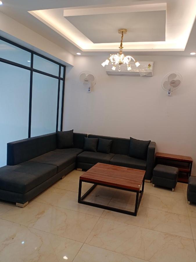 Hotel King Plaza Yeni Delhi Dış mekan fotoğraf