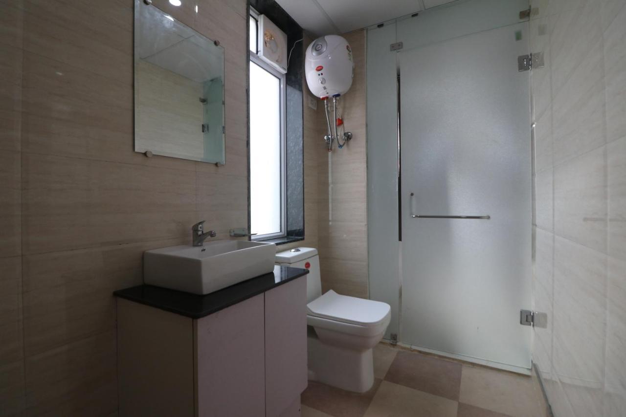 Hotel King Plaza Yeni Delhi Dış mekan fotoğraf